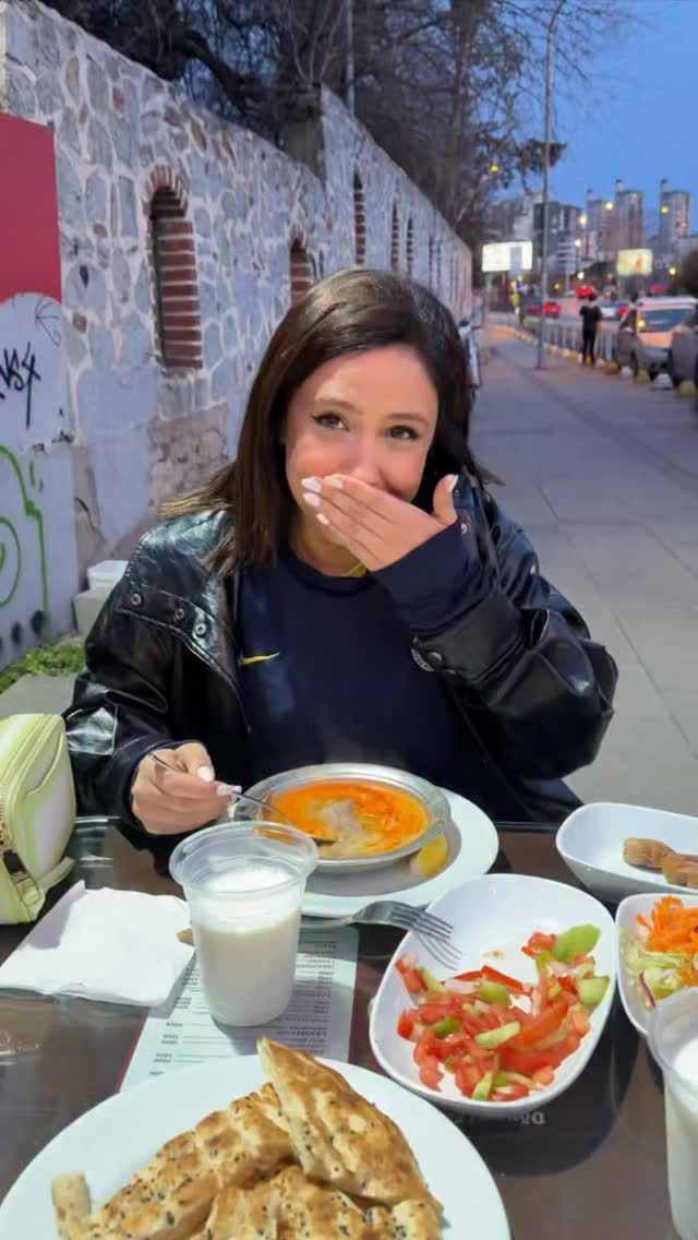 Dürümcü Emmi — @beyzlina