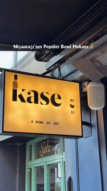 Kase No 16 — @elfontheway