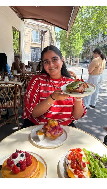 Immersion Tour Eiffel - Brunch & Coffee — @limitless.asa