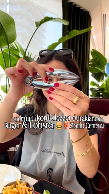 Burger & Lobster — @mirackrcn