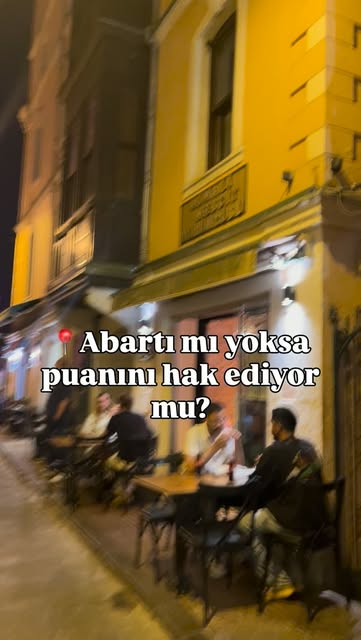 Asmalı Mescit Dürümcü — @foodeliciousalert